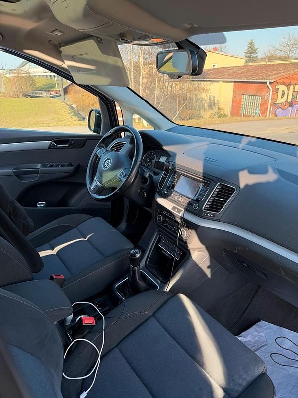 Gebraucht VW Sharan 150 PS (110 kW) 2012 Blau Van / Kleinbus