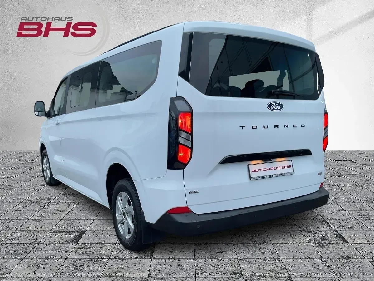 Gebraucht Ford Tourneo Trend 232 PS (170 kW) 2025 Frostweiß (weiß) Van / Kleinbus