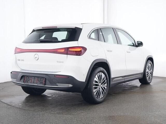 Gebraucht Mercedes EQA350 214 kW (292 PS) 2024 Weiß SUV
