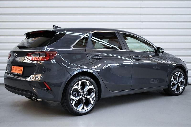 Gebraucht Kia Ceed Platinum 140 PS (102 kW) 2018 Grau Kleinwagen