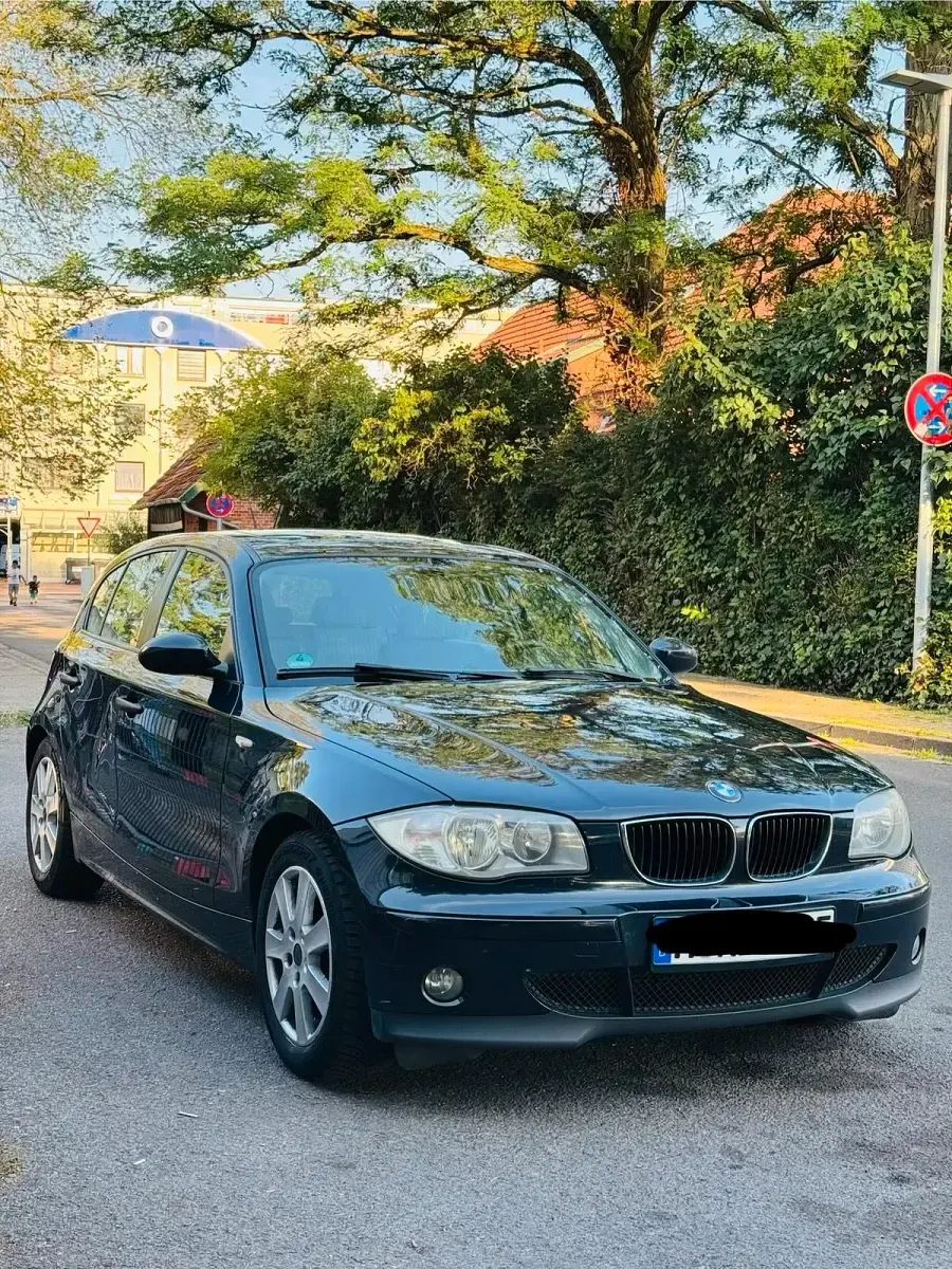 Gebraucht BMW 118 122 PS (89 kW) 2007 Blau Kleinwagen