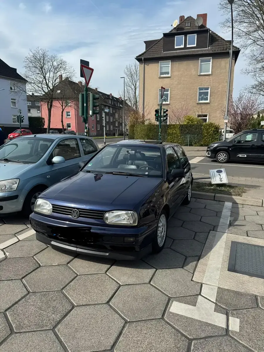 Gebraucht VW Golf III 75 PS (55 kW) 1997 Andere farben Kleinwagen