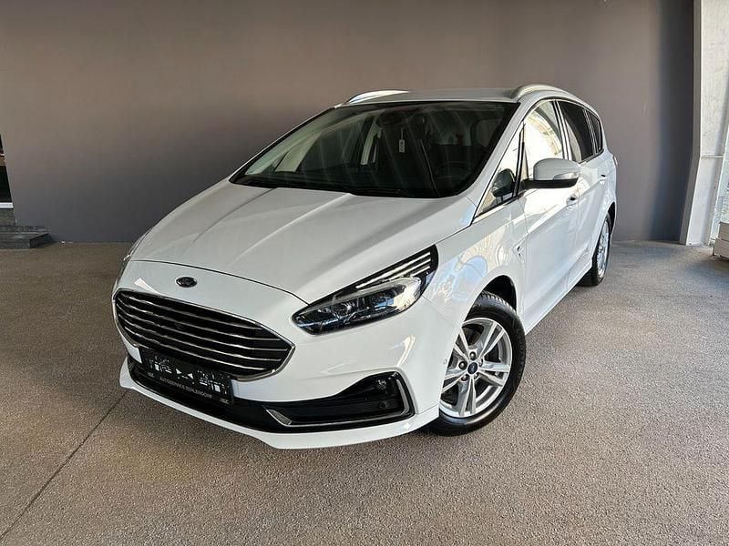 Frozen white Gebraucht 2020 Ford S-MAX Titanium Van / Kleinbus | 18.999 € (Fairer Preis) - Bild 1/3