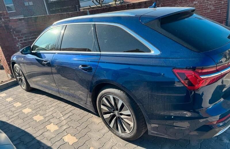 Blau Gebraucht 2020 Audi A6 Ambiente Kombi | 29.000 € (Fairer Preis) - Bild 1/4