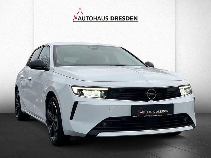 Gebraucht Opel Astra Business Edition 181 PS (133 kW) 2022 Jade weiss Limousine