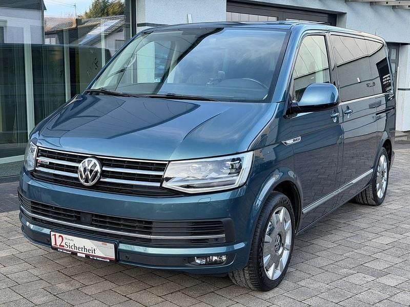 Gebraucht VW Multivan Highline 204 PS (150 kW) 2018 Grün Van