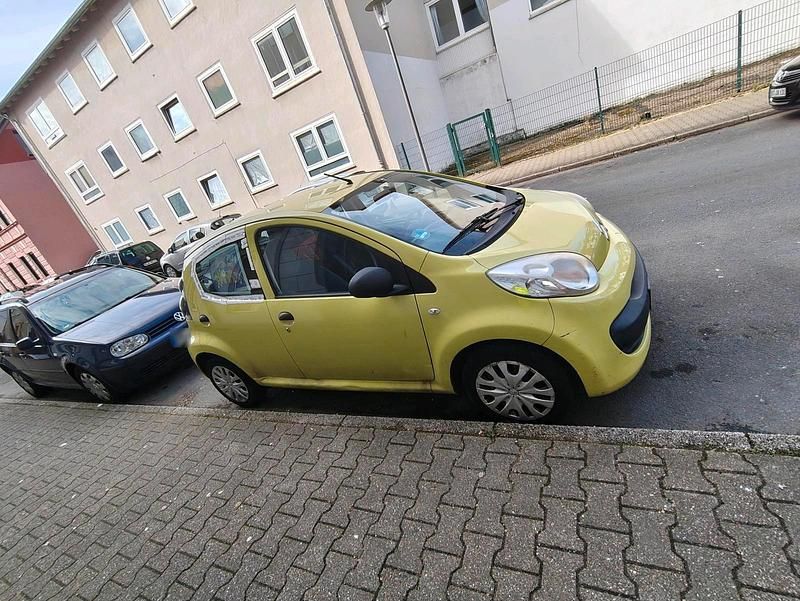 Gebraucht Citroën C1 68 PS (50 kW) 2007 Gelb Kleinwagen