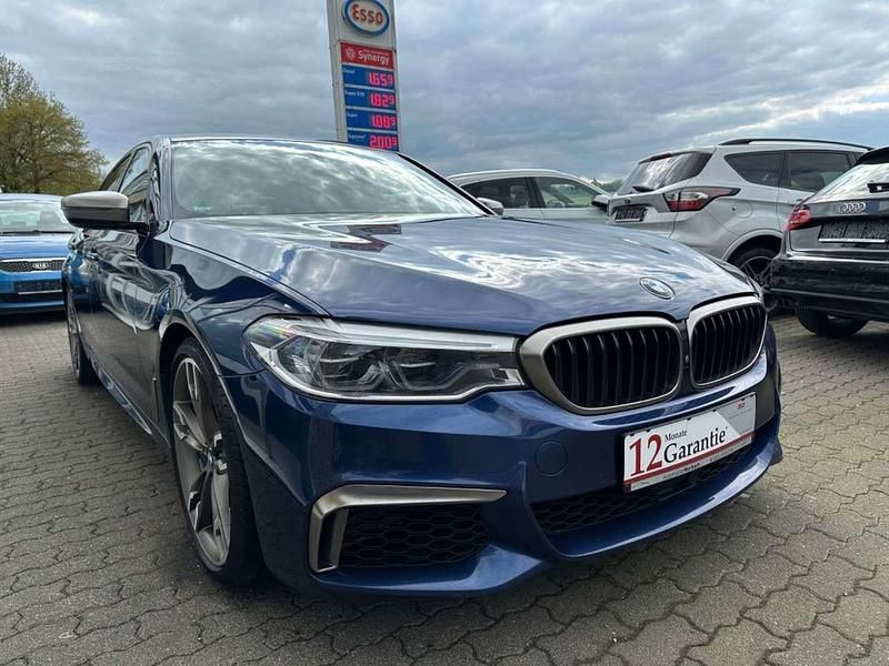 Gebraucht BMW 550 400 PS (294 kW) 2018 Mediterranblau metallic Limousine