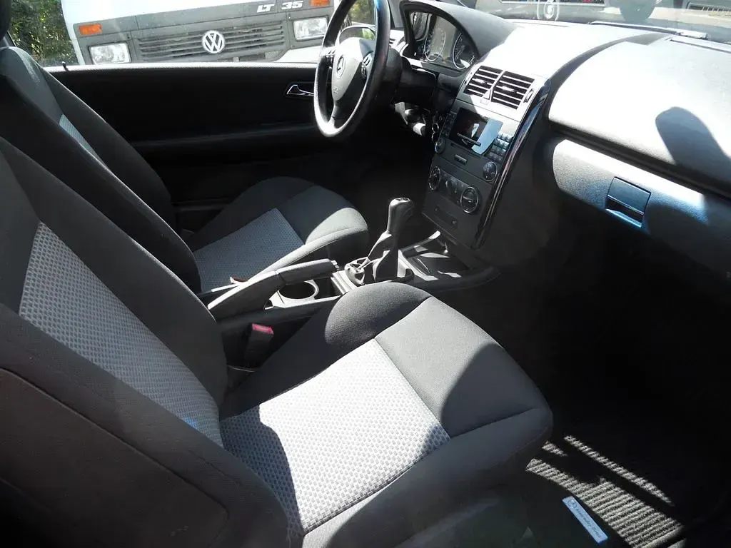 Gebraucht Mercedes A170 Classic 116 PS (85 kW) 2007 Blau Limousine