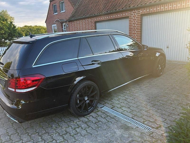 Gebraucht Mercedes E63 AMG AMG 558 PS (410 kW) 2014 Schwarz Kombi