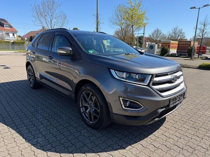 Gebraucht Ford Edge Trend 179 PS (131 kW) 2017 Magneticgrau (metallic) SUV