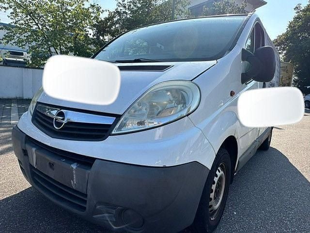 Weiß Gebraucht 2006 Opel Vivaro Van | 1.590 € - Bild 1/4