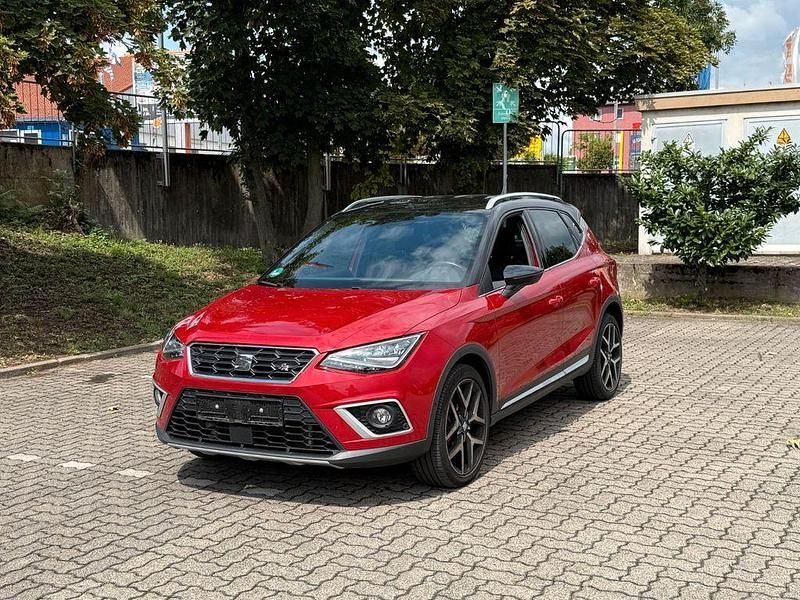 Rot Gebraucht 2018 Seat Arona FR-Line SUV | 15.700 € (Fairer Preis) - Bild 1/4