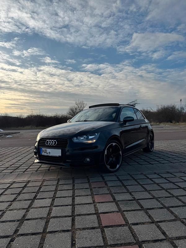 Gebraucht Audi A1 S-Line 140 PS (102 kW) 2014 Schwarz Kleinwagen