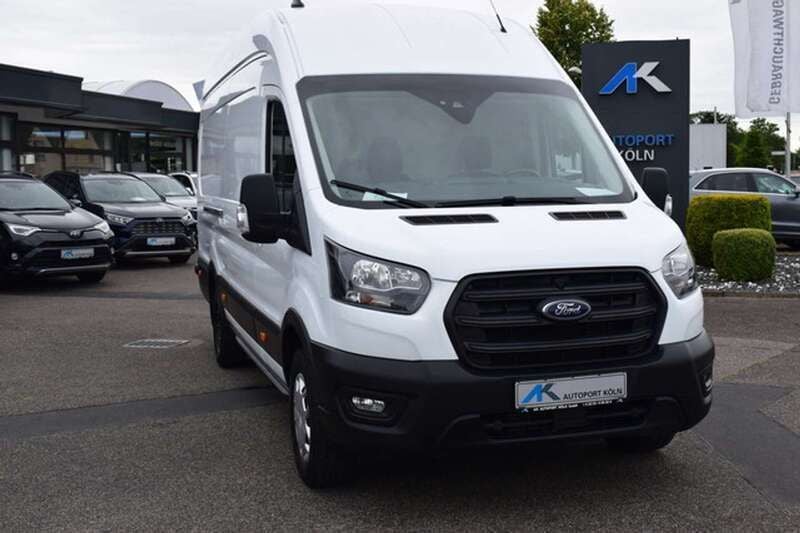 Frost weiß Gebraucht 2023 Ford Transit Trend Van | 17.890 € (Fairer Preis) - Bild 1/4
