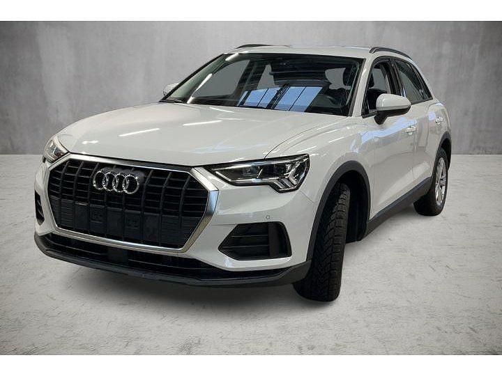 Second-hand Audi Q3 Comfort 150 CP (110 kW) 2024 Alb SUV