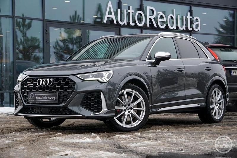 Grau Gebraucht 2020 Audi RS Q3 Sport SUV | 45.300 € (Guter Preis) - Bild 1/4
