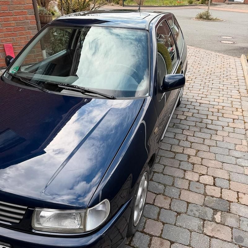 Gebraucht VW Polo 75 PS (55 kW) 1998 Blau Kleinwagen