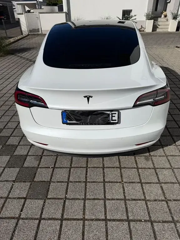 Gebraucht Tesla Model 3 RWD 208 kW (283 PS) 2021 Weiß Limousine