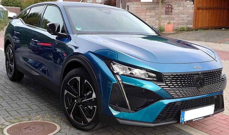 Blau Gebraucht 2023 Peugeot 408 Limousine | 25.750 € (Guter Preis) - Bild 1/4