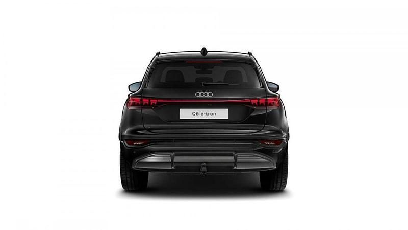Gebraucht Audi Q6 e-tron Performance 225 kW (306 PS) 2025 Mythosschwarz metallic SUV