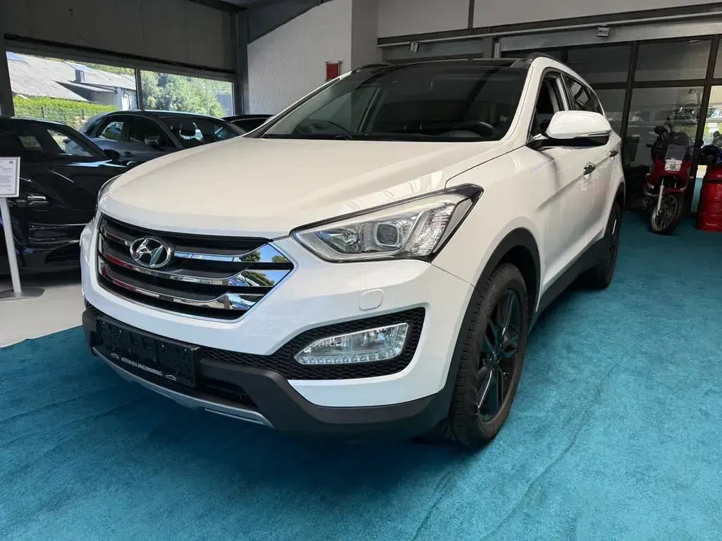 Gebraucht Hyundai Santa Fe Premium 197 PS (144 kW) 2015 Weiß SUV