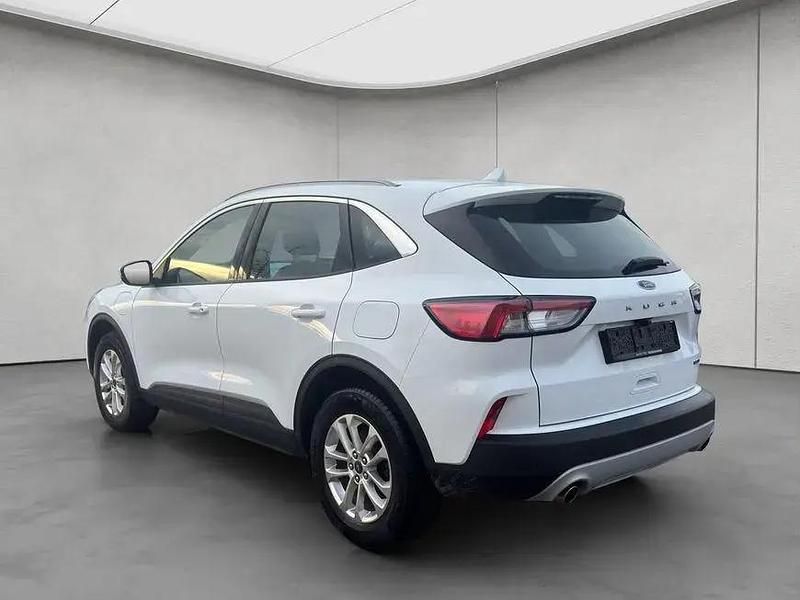 Gebraucht Ford Kuga Titanium 224 PS (164 kW) 2022 Weiß SUV