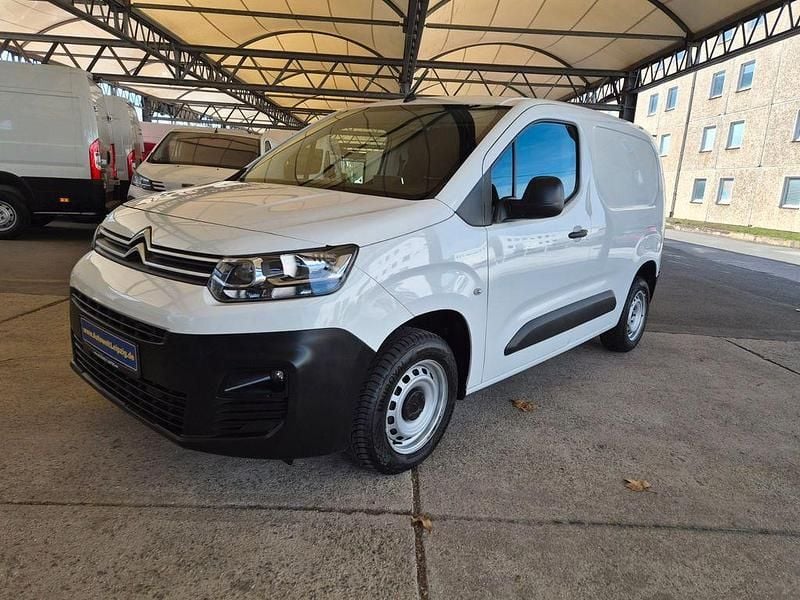 Gebraucht Citroën Berlingo 110 PS (80 kW) 2022 Weiß Van / Kleinbus