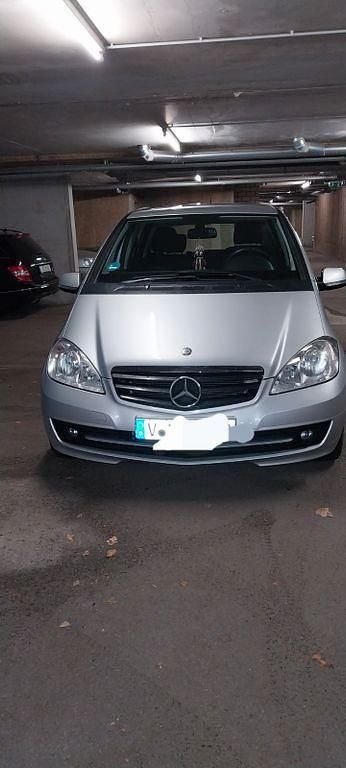 Silber Gebraucht 2008 Mercedes A150 Elegance Van / Kleinbus | 2.700 € (Fairer Preis) - Bild 1/4