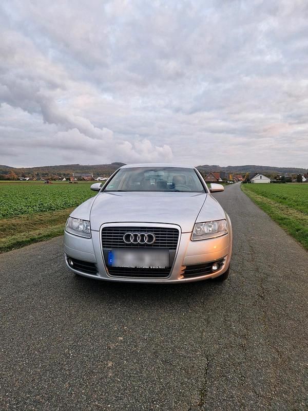 Silber Gebraucht 2007 Audi A6 Limousine | 3.200 € (Superpreis) - Bild 1/4