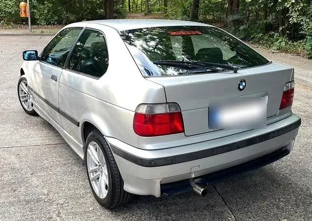 Gebraucht BMW 316 M Sport 102 PS (75 kW) 1998 Silber Coupé