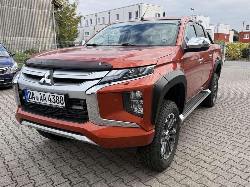 Orange Gebraucht 2020 Mitsubishi L200 Edition Abholung | 29.900 € (Guter Preis) - Bild 1/4
