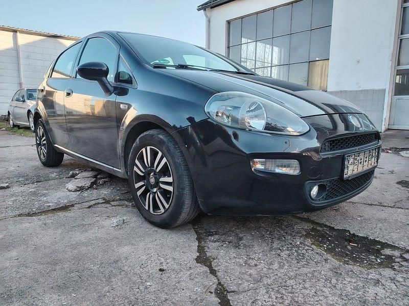 Gebraucht Fiat Punto More 86 PS (63 kW) 2012 Schwarz Kleinwagen