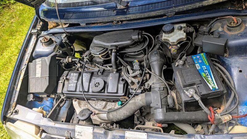 Blau Gebraucht 1996 Citroën AX Kleinwagen | 600 € - Bild 1/4