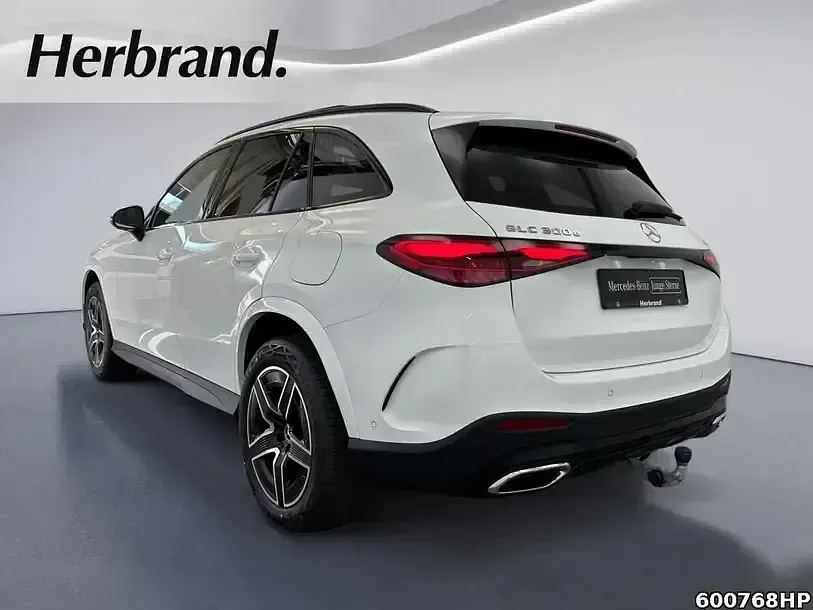 Gebraucht Mercedes GLC300e AMG 313 PS (230 kW) 2025 Weiß SUV