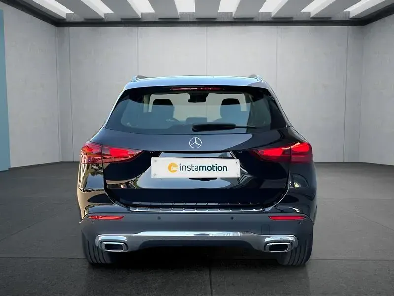 Gebraucht Mercedes GLA200 163 PS (119 kW) 2025 Schwarz SUV