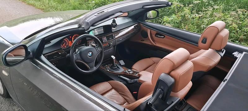 Gebraucht BMW 335 Cabriolet 306 PS (225 kW) 2010 Braun Cabrio