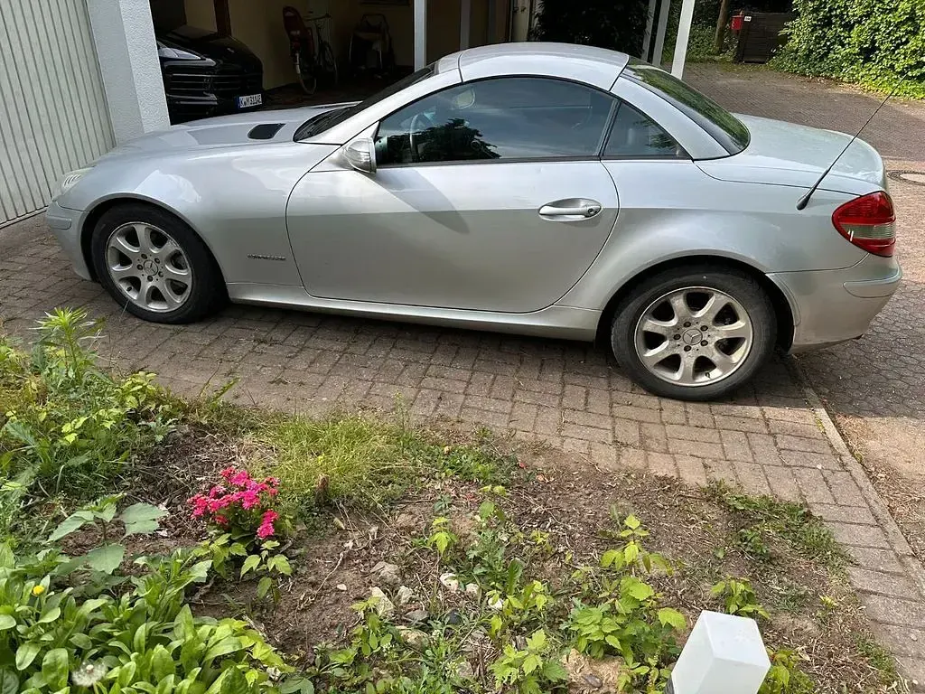 Gebraucht Mercedes SLK200 163 PS (119 kW) 2004 Silber Cabrio