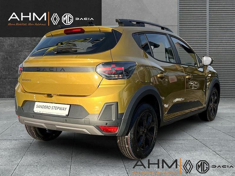 Gebraucht Dacia Sandero Extreme 110 PS (80 kW) 2026 Gelb Limousine
