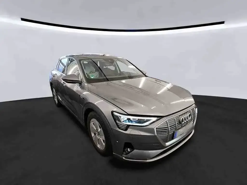 Second-hand Audi e-tron Advanced 230 kW (313 CP) 2023 Gri SUV