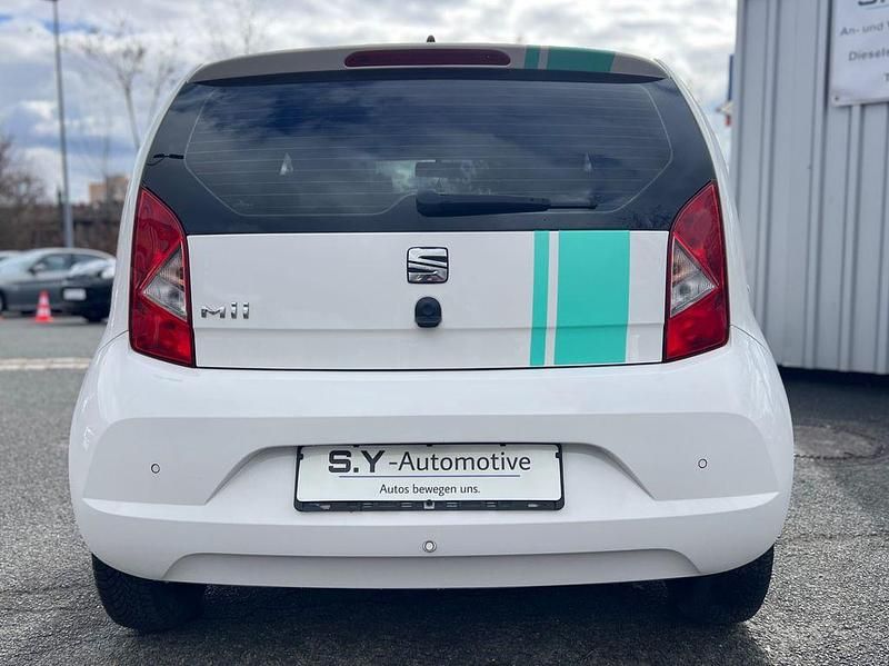 Gebraucht Seat Mii Chic 60 PS (44 kW) 2015 Weiß Kleinwagen