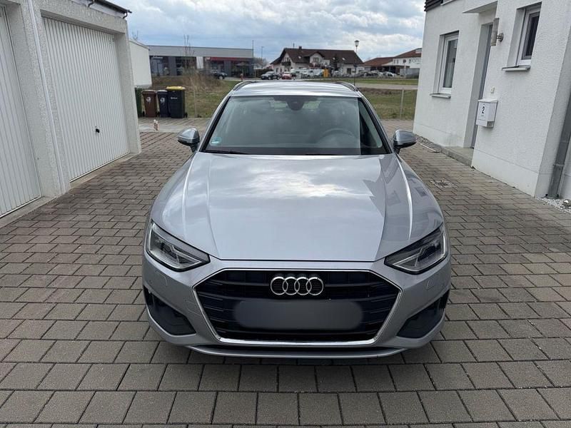 Gebraucht Audi A4 Ambiente 136 PS (100 kW) 2020 Silber Kombi