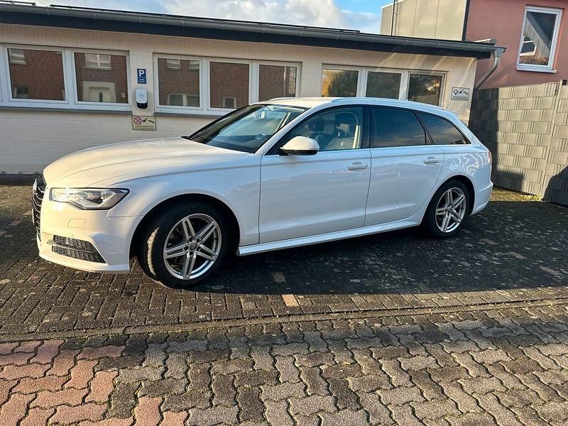 Weiß Gebraucht 2017 Audi A6 Kombi | 16.500 € (Guter Preis) - Bild 1/4