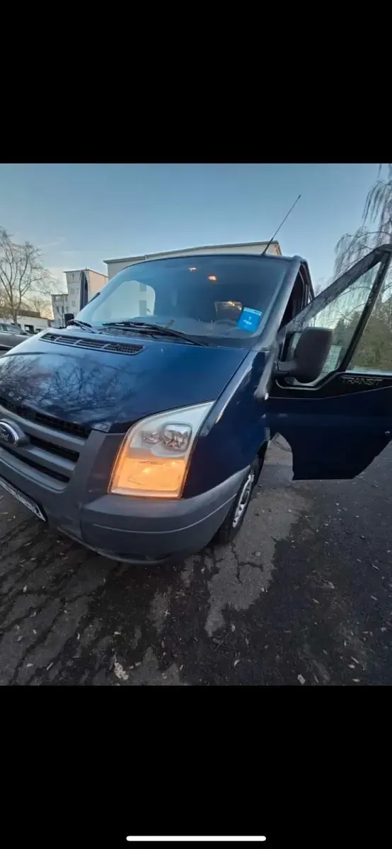 Gebraucht Ford Tourneo 116 PS (85 kW) 2011 Blau Van / Kleinbus