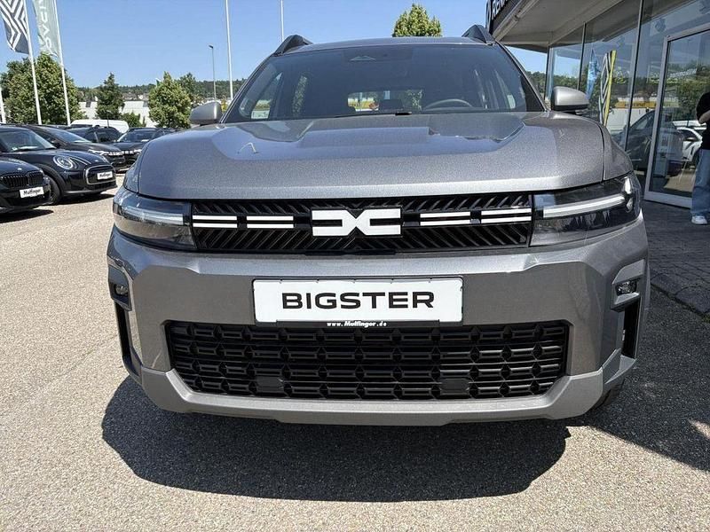 Neu Dacia Bigster Journey 140 PS (102 kW) 2025 Dolomitgrau (grau) SUV