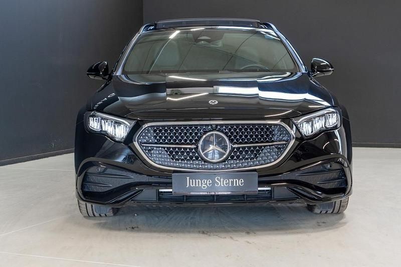 Second-hand Mercedes E300 AMG 313 CP (230 kW) 2025 Negru Break