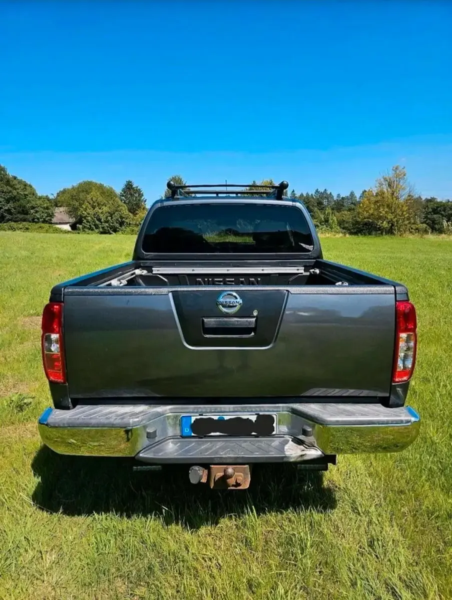 Gebraucht Nissan Navara 231 PS (169 kW) 2014 Grau Pickup