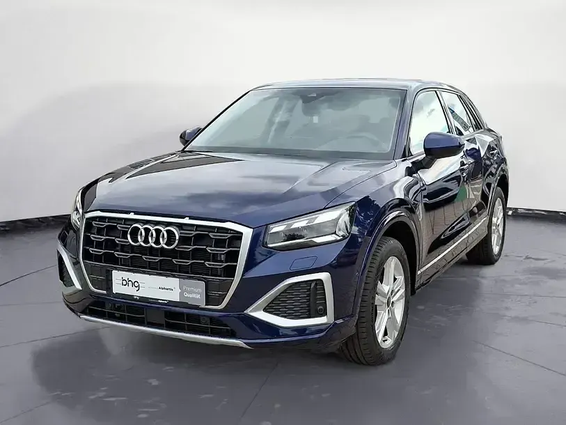 Gebraucht Audi Q2 Advanced 150 PS (110 kW) 2023 Navarrablau metallic SUV