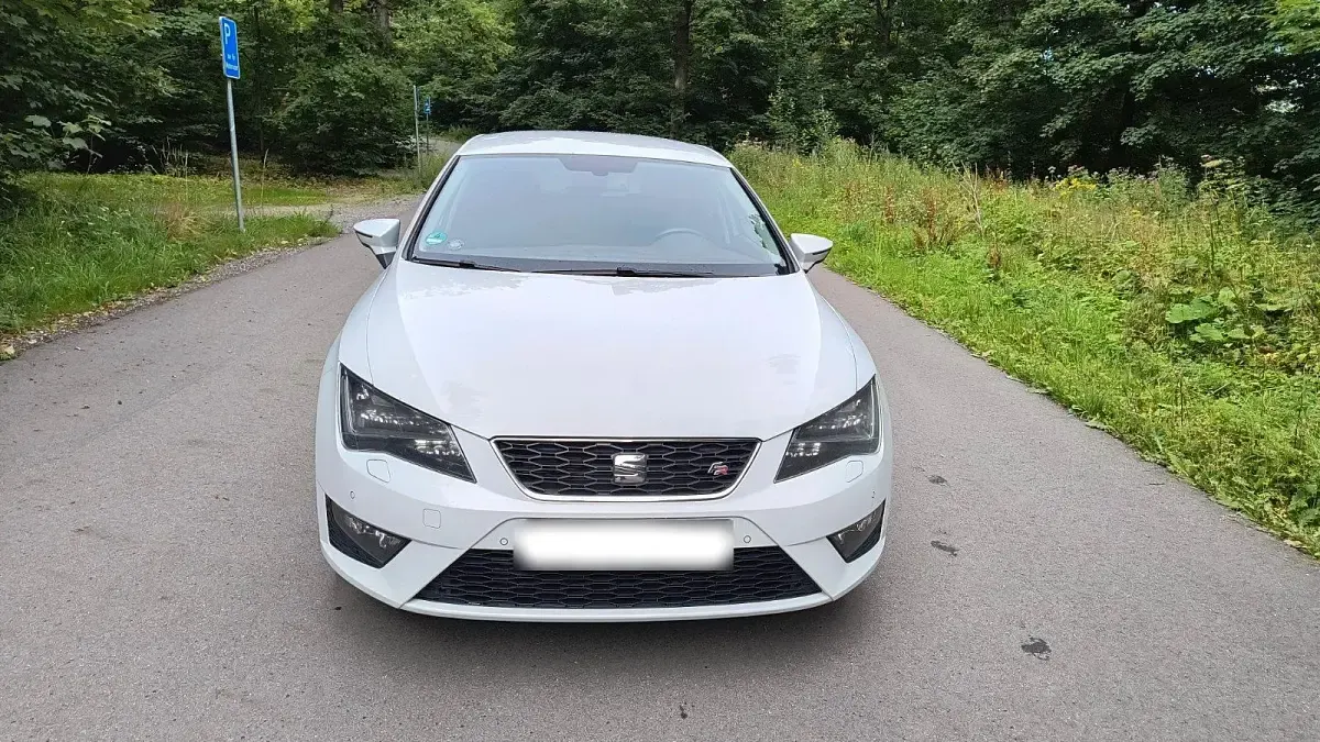 Gebraucht Seat Leon FR 150 PS (110 kW) 2015 Weiß Limousine