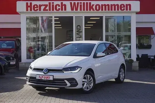 Gebraucht VW Polo Style 95 PS (69 kW) 2024 Weiß Kleinwagen